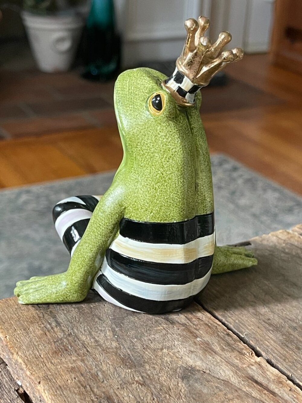 MacKenzie-Childs Fergal Frog Ledge Sitter-NEW - Picture 9 of 16